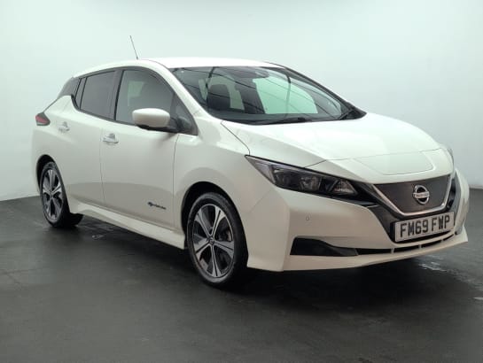 A null NISSAN LEAF 40kWh N-Connecta Hatchback 5dr Electric Auto (150 ps) - ALLOY, AIR CON, DAB