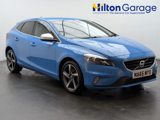 A 2015 VOLVO V40 2.0 D2 R-Design Lux Nav Hatchback 5dr Diesel Manual Euro 6 (s/s) (120 ps) -