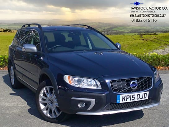 A null VOLVO XC70 2.4 D5 SE LUX NAV AWD 5d 212 BHP GREAT DRIVE + GREAT SPEC