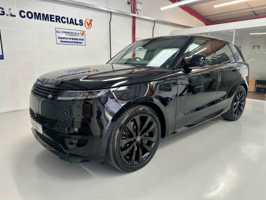 A 2023 LAND ROVER DEFENDER X-DYNAMIC SE