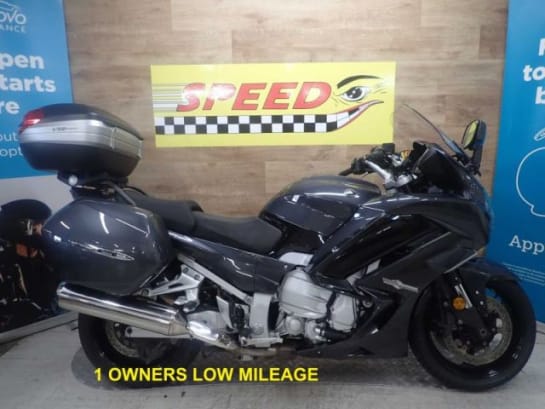 A null YAMAHA FJR 1300 AE FJR 1300 AE