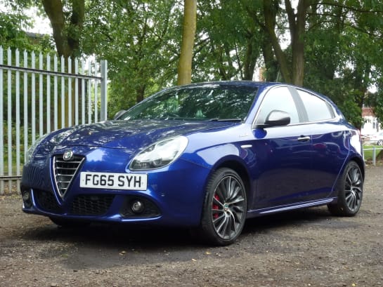 A null ALFA ROMEO GIULIETTA 2.0 JTDM-2 QV Line 5dr