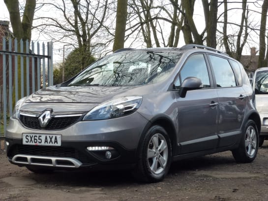 A null RENAULT SCENIC XMOD 1.5 dCi Dynamique Nav 5dr
