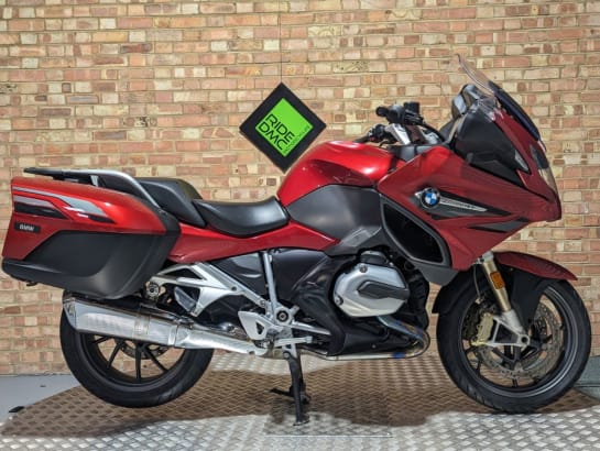 A 2018 BMW R1200RT LE. 2018.FSH. 8928 MILES. TOP SPEC. LOVELY CLEAN BIKE CAT N