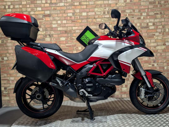 A null DUCATI MULTISTRADA 1200 S PIKES PEAK. 20K. GEN 2 SKYHOOK. FSH INCL DESMO. LUGGAGE. TERMI