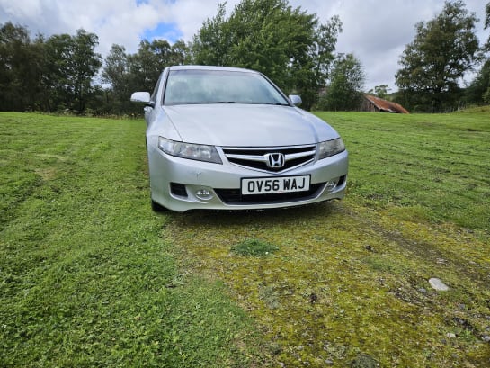 A 2006 HONDA ACCORD