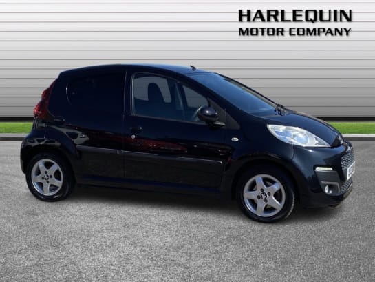A null PEUGEOT 107 1.0 12V Allure Hatchback 5dr Petrol Manual Euro 5 (68 ps) FULL SERVICE HIST