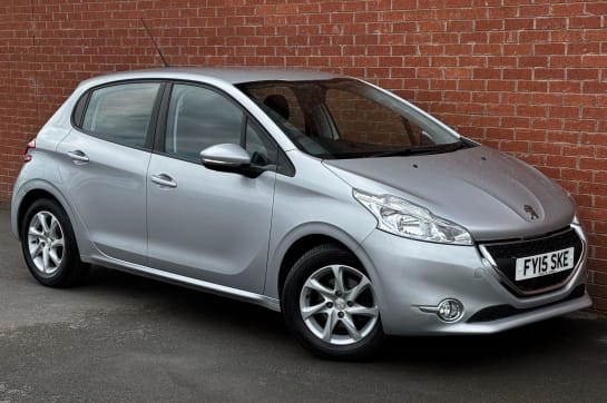 A null PEUGEOT 208 1.2 VTi PureTech Active Euro 6 5dr