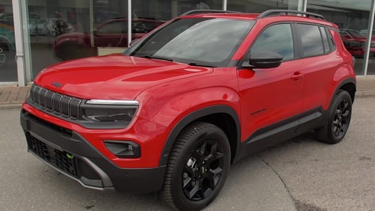 A null JEEP AVENGER Overland Hybrid 4 x e Automatic
