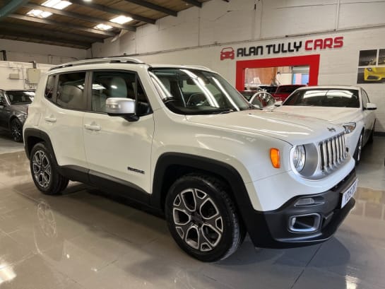 A 2015 JEEP RENEGADE M-JET LIMITED