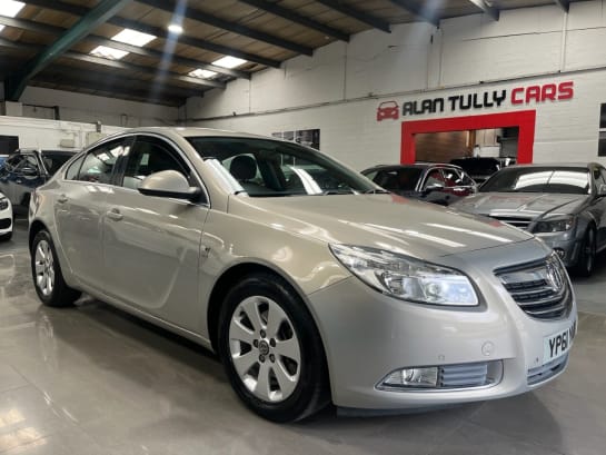 A null VAUXHALL INSIGNIA 2.0 SRI NAV CDTI 5d 157 BHP