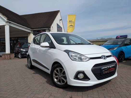A null HYUNDAI I10 1.2 Premium Hatchback 5dr Petrol Manual Euro 5 (87 ps)