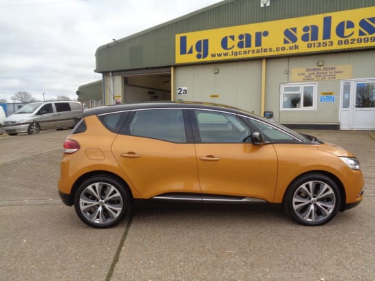 A 2018 RENAULT SCENIC DYNAMIQUE NAV TCE