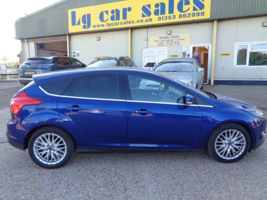 A 2014 FORD FOCUS ZETEC