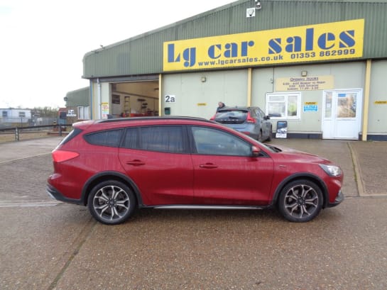 A 2020 FORD FOCUS ACTIVE X