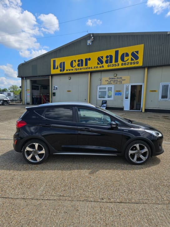A null FORD FIESTA 1.0 ACTIVE 1 5d 99 BHP