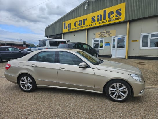 A 2010 MERCEDES E CLASS E350 CDI BLUEEFFICIENCY AVANTGARDE