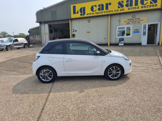 A null VAUXHALL ADAM 1.2 JAM 3d 69 BHP