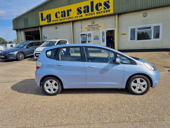 A null HONDA JAZZ 1.3 I-VTEC ES I-SHIFT 5d 98 BHP