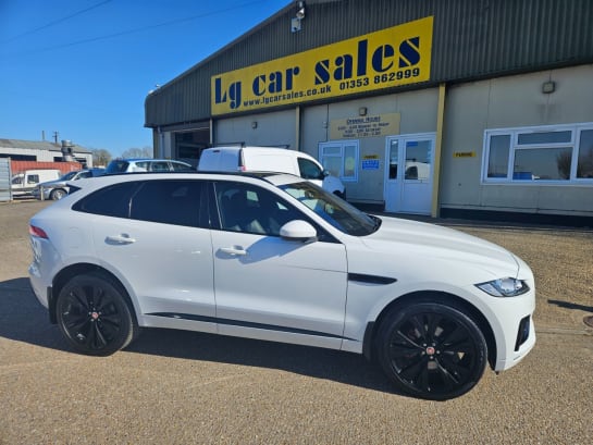A null JAGUAR F-PACE 3.0 D300 V6 S SUV 5dr Diesel Auto AWD Euro 6 (s/s) (300 ps)
