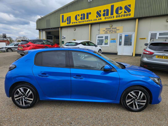 A null PEUGEOT 208 1.2 PureTech Allure Hatchback 5dr Petrol Manual Euro 6 (s/s) (100 ps)