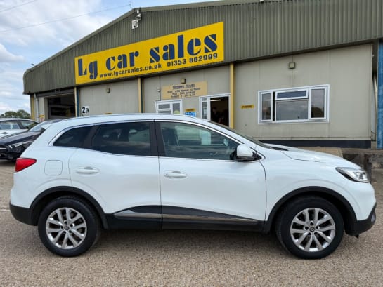 A null RENAULT KADJAR 1.2 TCe Dynamique Nav SUV 5dr Petrol Manual Euro 6 (s/s) (130 ps)