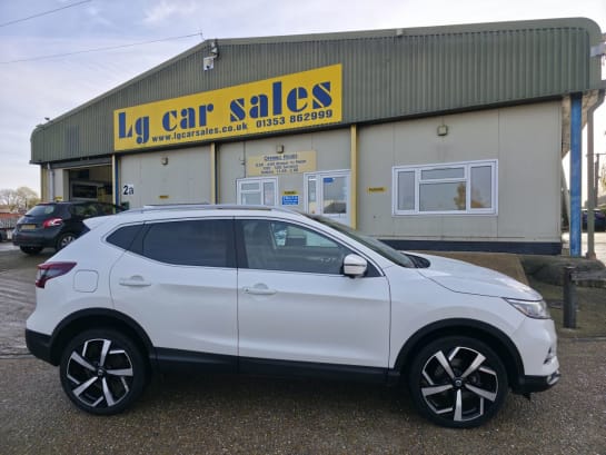 A 2021 NISSAN QASHQAI 1.3 DIG-T N-Motion SUV 5dr Petrol Manual Euro 6 (s/s) (140 ps)
