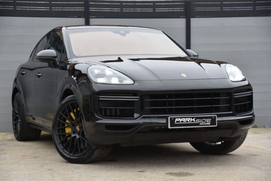 A null PORSCHE CAYENNE 4.0T V8 Turbo Coupe 5dr Petrol TiptronicS 4WD Euro 6 (s/s) (550 ps) CARPLAY
