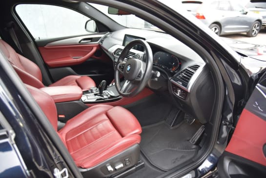 A 2021 BMW X4 3.0 30d MHT M Sport SUV 5dr Diesel Hybrid Auto xDrive Euro 6 (s/s) (286 ps)