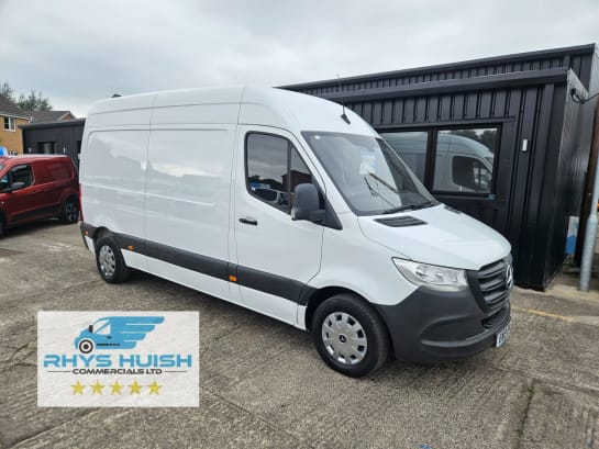 A 2019 MERCEDES-BENZ SPRINTER 314 CDI