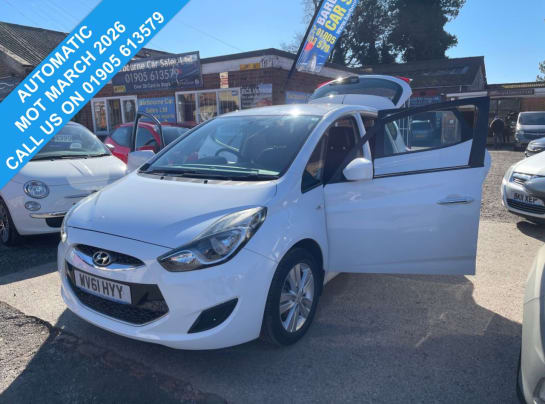 A null HYUNDAI IX20 1.6 Active Hatchback 5dr Petrol Auto Euro 5 (123 bhp)