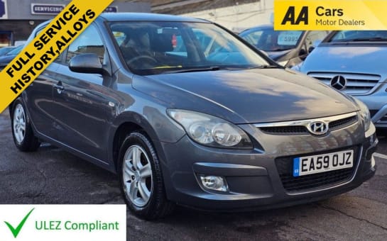 A null HYUNDAI I30 1.4 Comfort Hatchback 5dr Petrol Manual Euro 4 (108 bhp) FULL SERVICE HISTO