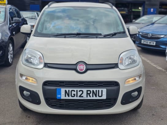 A null FIAT PANDA AUTOMATIC 0.9 TwinAir Lounge Hatchback 5dr Petrol Dualogic Euro 5 (s/s) (85