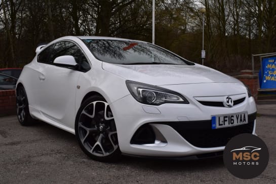 A 2016 VAUXHALL ASTRA GTC 2.0T VXR Coupe 3dr Petrol Manual Euro 6 (s/s) (280 ps)