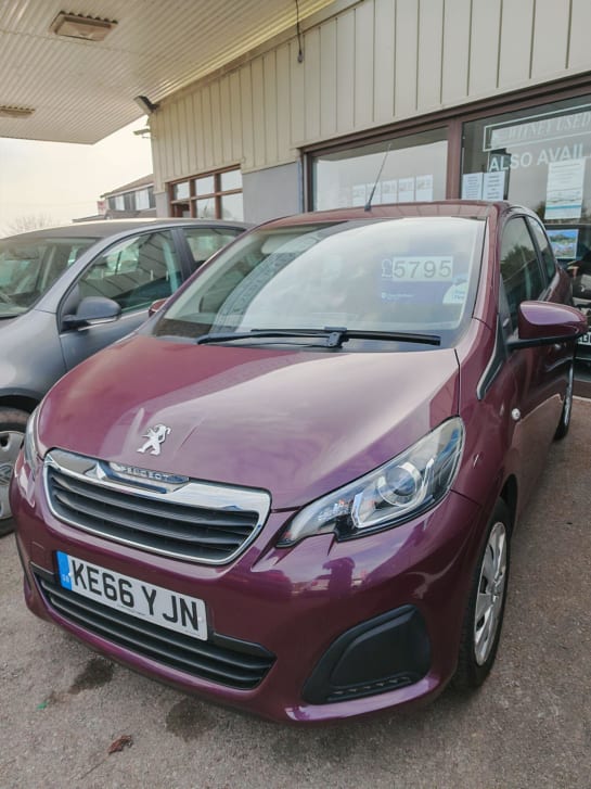 A 2017 PEUGEOT 108 1.0 Active