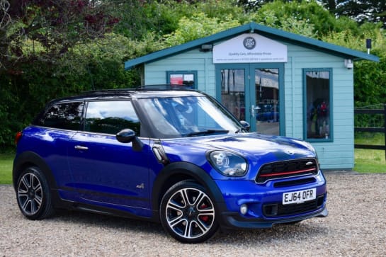 A null MINI COOPER 1.6 JOHN COOPER WORKS 3d 215 BHP FULLY LOADED STUNNING EXAMPLE!