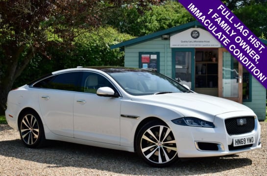 A null JAGUAR XJ 3.0d V6 XJ50 Saloon 4dr Diesel Auto Euro 6 (s/s) (300 ps) 1 FAMILY OWNER +