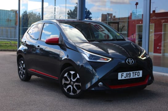 A null TOYOTA AYGO 1.0 VVT-I X-TREND 5d 69 BHP BLUETOOTH-LEDS-ULEZ COMPLIANT