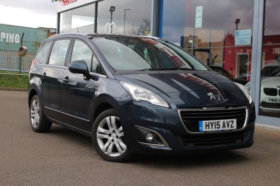 A null PEUGEOT 5008 1.6 HDi Active MPV 5dr Diesel Manual Euro 5 (115 ps) AIR CON, BLUETOOTH, GO