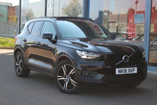 A null VOLVO XC40 2.0 D4 First Edition SUV 5dr Diesel Auto AWD Euro 6 (s/s) (190 ps) LTHR, AC