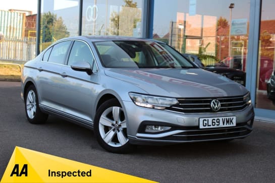 A 2019 VOLKSWAGEN PASSAT 1.6 TDI SE Nav Saloon 4dr Diesel DSG Euro 6 (s/s) (120 ps) P/SENSORS, 17" A