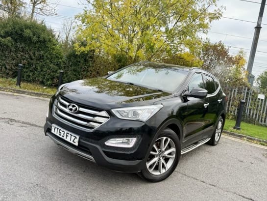 A null HYUNDAI SANTA FE 2.2 CRDi Premium SUV 5dr Diesel Auto 4WD Euro 5 (5 seat) (194 bhp) 12 Month