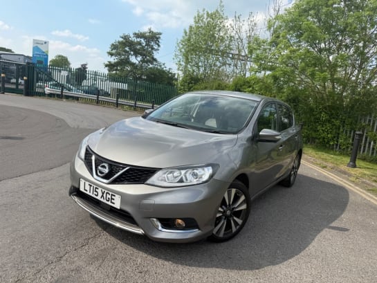 A null NISSAN PULSAR 1.2 DIG-T Tekna Hatchback 5dr Petrol XTRON Euro 5 (s/s) Euro 5 (115 ps) Eco