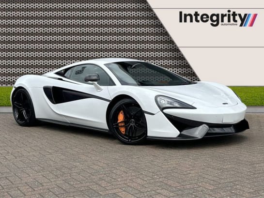 A null MCLAREN 570S 3.8 V8 2d 562 BHP CARBON FIBRE EXTERIOR PACKS 1 & 2
