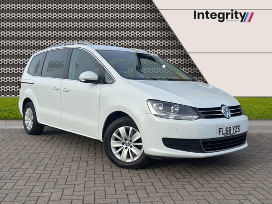 A null VOLKSWAGEN SHARAN 2.0 TDI SE Nav MPV 5dr Diesel DSG Euro 6 (s/s) (150 ps) Front and Rear PDC