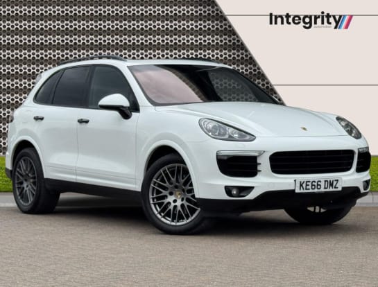 A null PORSCHE CAYENNE 3.0 TD V6 Platinum Edition SUV 5dr Diesel TiptronicS 4WD Euro 6 (s/s) (262