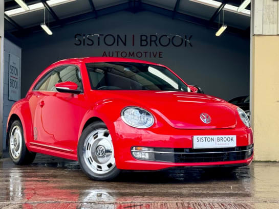 A null VOLKSWAGEN BEETLE 2.0 DESIGN TDI DSG 3d 139 BHP