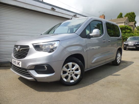 A 2019 VAUXHALL COMBO LIFE 1.2 TURBO ENERGY EDITION 7 SEATER MPV EURO6 ULEZ COMPLIANT