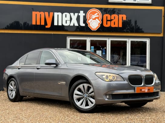 A null BMW 7 SERIES 3.0 730d SE Saloon 4dr Diesel Auto Euro 5 (245 ps) BARRIQUE RED LEATHER INT