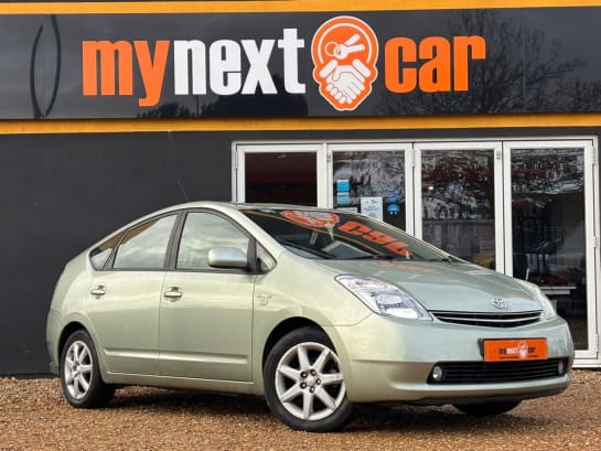 A null TOYOTA PRIUS 1.5 T4 Hatchback 5dr Petrol Hybrid CVT (104 g/km, 76 bhp) LADY OWNER//12 MO